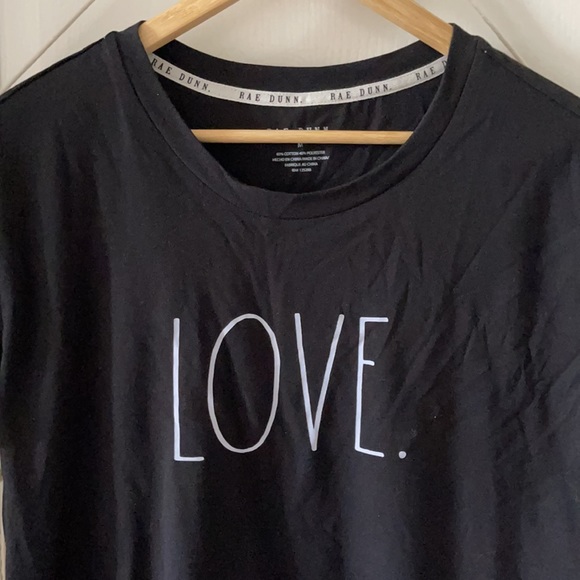 Rae Dunn “LOVE.” T-shirt NWT ⚠️ Firm - Picture 2 of 6